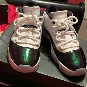 Jordan 11 low Emerald